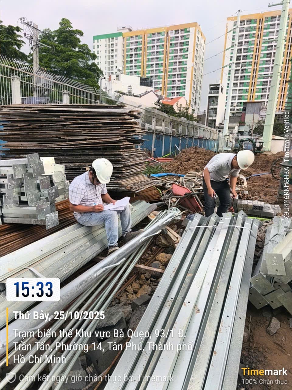 Kết cấu thép & phụ kiện lưới điện
